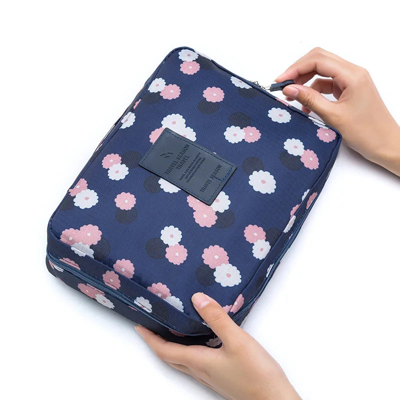 Make Up Organizer Case