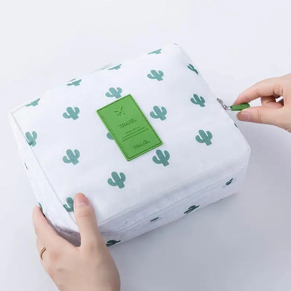 Make Up Organizer Case