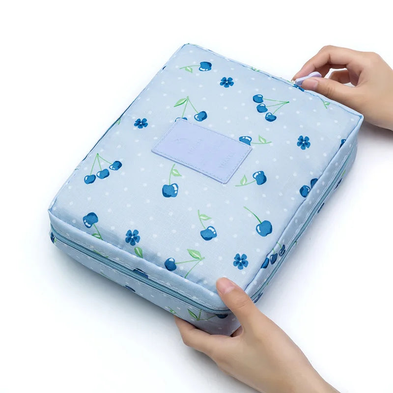 Make Up Organizer Case