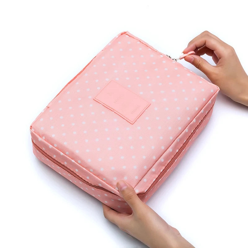 Make Up Organizer Case