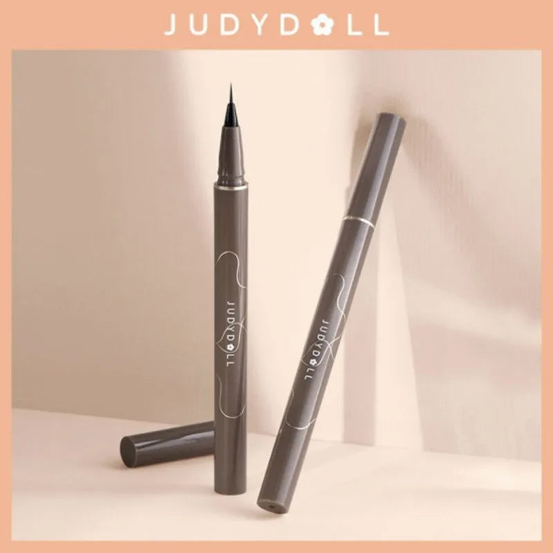 Easy To Apply Eyeliner